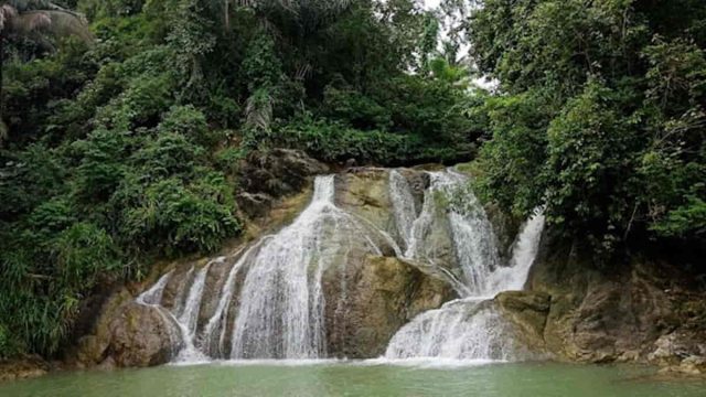 Curug-Ciwatin-Tasikmalaya.jpeg