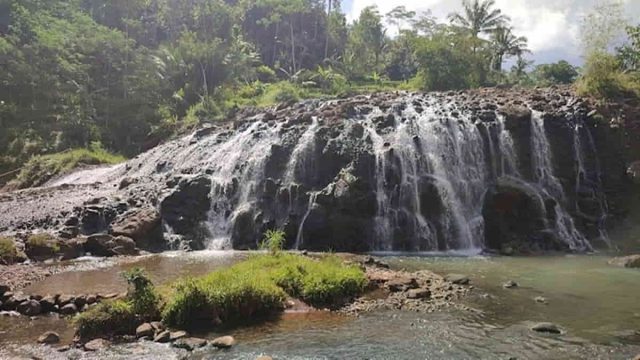 Curug-Gedus-Tasikmalaya.jpeg