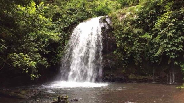 Curug-Meber-Tasikmalaya.jpeg