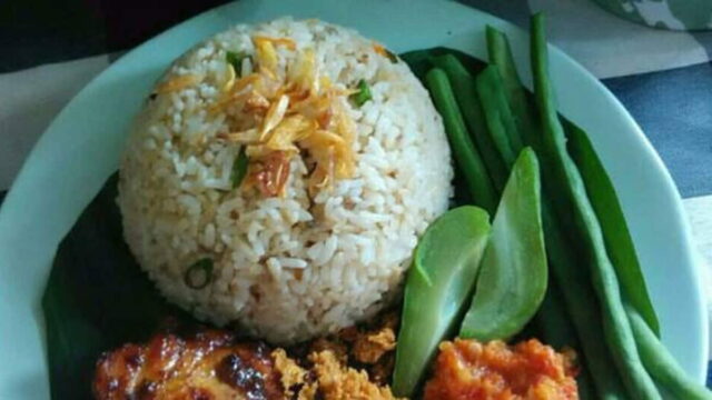 Nasi-Cikur-Tasikmalaya.jpeg