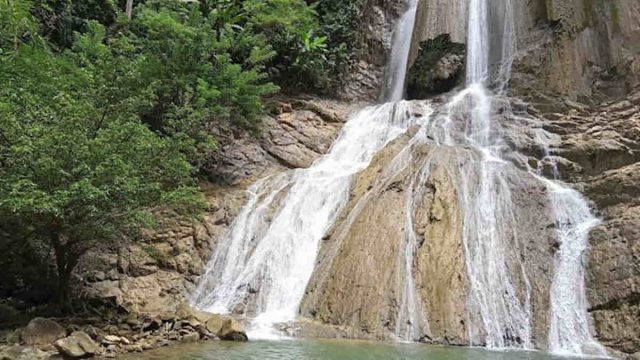 Taman-Wisata-Curug-Cikoja-Tasikmalaya.jpeg