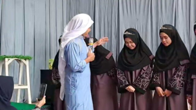 Viral-Video-Khitbah-Massal-di-Pesantren-Ini-Kata-MUI-Ciamis.jpg