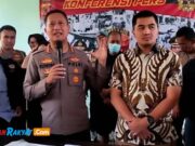 Polresta Bandung Ringkus Tersangka Perekam Bagian Sensitif Wanita ekspose-polresta-bandung-perekam-CD-wanita.jpeg