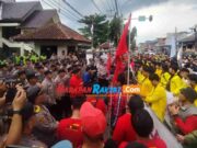 Menolak Perpu Cipta Kerja, Mahasiswa dan Buruh di Tasikmalaya Kepung Kantor DPRD Aksi-Demo.jpg