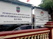 DPMD Ciamis Angkat Bicara Permasalahan Pembangunan MCK di Desa Cicapar IMG_20230206_213437_MLASK8BU09_ZNmd4kjZ6D.jpeg