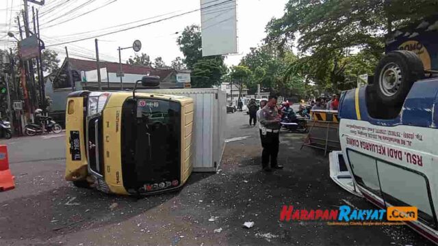 Kecelakaan-Ambulance-Bawa-Bayi-di-Ciamis-Ini-Kata-Polisi.jpg