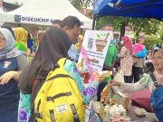 Mahasiswa di Kota Banjar Sesalkan Beras Murah Prioritas ASN Saat Harga di Pasar Meroket Mahasiswa-di-Kota-Banjar-Sesalkan-Beras-Murah-Prioritas-ASN-Saat-Harga-di-Pasar-Meroket.jpg