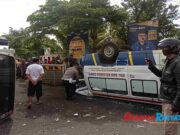 Mobil Ambulance Bawa Bayi Terguling di Simpang Tonjong Ciamis Mobil-Ambulance-Bawa-Bayi-Terguling-di-Simpang-Tonjong-Ciamis.jpg