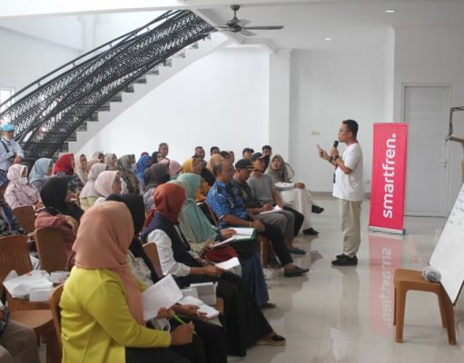 Bantu UMKM, Smartfren x Indofood Beri Pelatihan Kewirausahaan Digital Pelatihan-Kewirausahaan-Digital-Smartfren-x-Indofood_1_800x533.jpg