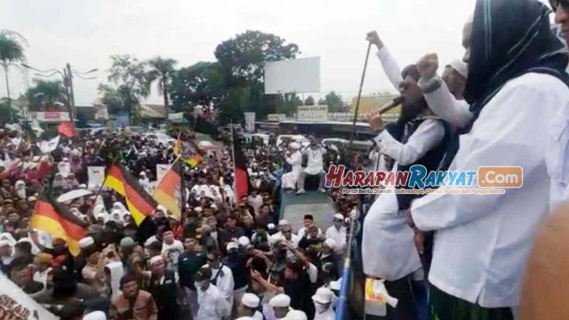 Ribuan-Massa-di-Garut-Kutuk-Pembakaran-Al-Quran-di-Swedia-dan-Denmark.jpg