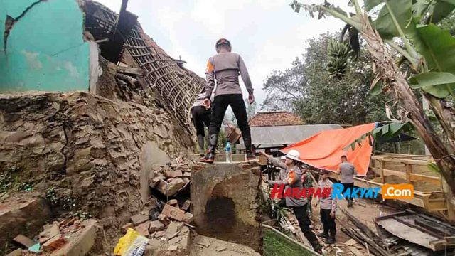 Rusak-terdampak-gempa.jpg