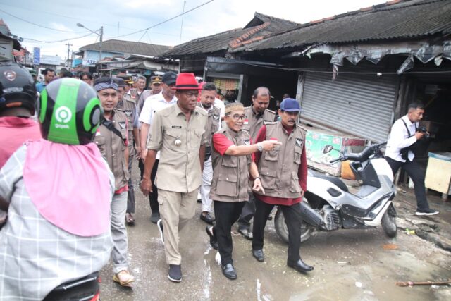 bupati subang tinjau pasar pamanukan