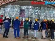 Masih Sisakan Utang, Kubah Masjid Al Jabbar Terancam Dibongkar pelaksana-pengerjaan-masjid-al-jabbar-1.jpeg