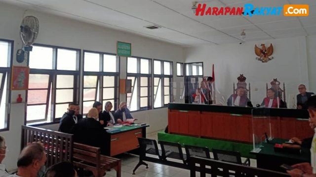sidang-pembunuhan.jpeg