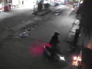 Hindari Kejaran Pelaku Begal, Pengendara Motor di Bekasi Tabrak Pagar Kantor Desa Begal.jpg