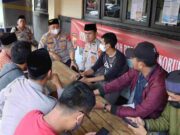 Melintasi Polres Tasikmalaya, Pengendara Dapat Takjil Gratis Setiap Hari IMG_20230324_194818_ZRdTuANA7T_LdVA5sJh9R.jpeg
