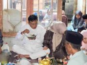 Bupati Ciamis Berbuka Puasa di Rumah Warga saat Beri Bantuan Rutilahu IMG_20230331_083115_Bk5i6HfW1a_J5e9yhRY1n.jpeg