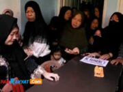 Isak Tangis Warnai Pemakaman Bapak dan Anak Korban Tragedi Depo Pertamina Plumpang Isak-Tangis-Warnai-Pemakaman-Bapak-dan-Anak-Korban-Tragedi-Depo-Pertamina-Plumpang.jpg