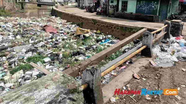 Julukan-Garut-Kota-Intan-Tercoreng-Sampah-yang-Berserakan.jpg