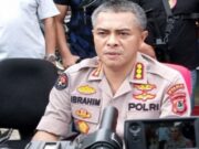 Polda Jabar Sita 200 Karung Pakaian Impor Bekas di Bandung Kabid-Huma-Polda-Jabar-Kombes-Ibrahim-Tompo.jpg