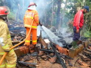 Ditinggal Sholat, Pabrik Kopra di Cisaga Ciamis Ludes Terbakar Kebakaran-Pabrik-Kopra-di-Cisaga-Ciamis.jpg