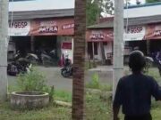 Kronologi Perampokan Toko di Cilacap, 2 Orang Tertembak 100 Juta Raib Kronologi-Perampokan-Toko-di-Cilacap-2-Orang-Tertembak-100-Juta-Raib.jpg