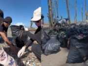 Keren! Pandawara Group dan 200 Relawan Bersihkan Sampah di Pantai Lombok Pandawara-Group.jpeg