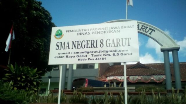 SMAN-8-Garut.jpeg