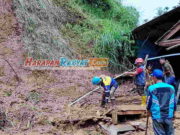 Tebing Puluhan Meter di Tasikmalaya Longsor Timpa Rumah Makan Tebing-Puluhan-Meter-di-Tasikmalaya-Longsor-Timpa-Rumah-Makan.jpg