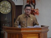 Kang Akur hadiri rapat Paripurna DPRD, sampaikan Raperda usul Prakarsa DPRD tentang Kawasan Tanpa Rokok kang akur kawasan tanpa asap rokok