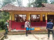 Diguyur Hujan Lebat, Dua Bangunan Sekolah di Garut Ambruk atap-Sekolah-ambruk.jpg