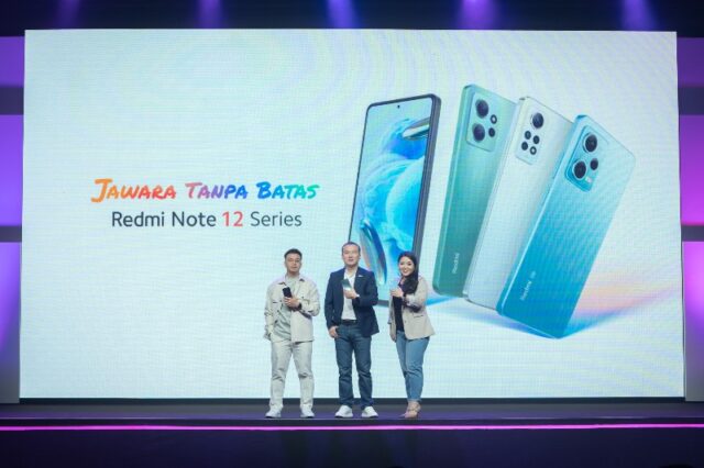 ki-kaCalvinNobelProductMarketingManagerXiaomiIndonesiaWentaoZhaoCountryDirectorXiaomiIndonesiadanStephanieSiciliaAssociateMarketingDirectorXiaomiIndonesia_copy_800x533.jpg