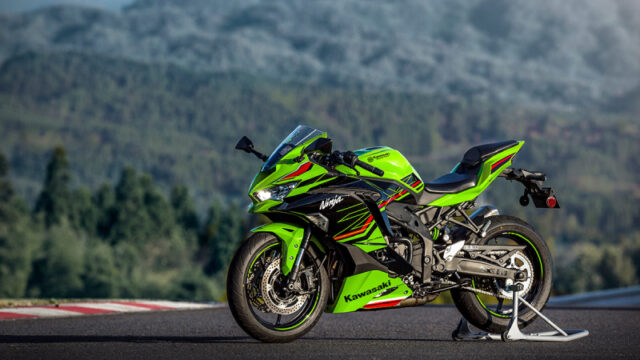 rockomotif-kawasaki-ninja-zx-4rr-01.jpg