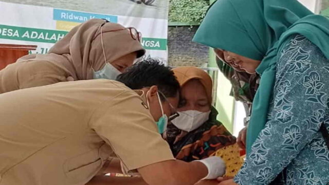 1.760-Bayi-Jadi-Target-Sasaran-Vaksin-Polio-PKM-Pamarican-Ciamis.jpg