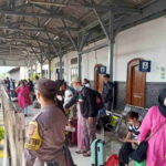 Arus-Balik-Pemudik-di-Stasiun-Banjar-Mulai-Meningkat.jpg