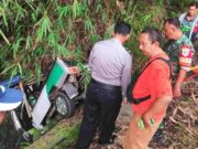 Mobil Pikap Terperosok ke Bibir Sungai di Tanjakan Tilu Ciamis, 5 Penumpang Terluka IMG_20230428_184652_xTBn6aHk9y_Ie6tddAm1s.jpeg