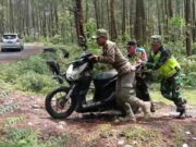 Jangan Matikan Mesin Motor di Jalan Menurun Gunung Galunggung Tasikmalaya, Kenapa? Jangan-Matikan-Mesin-Motor-di-Jalan-Menurun-Gunung-Galunggung.jpg