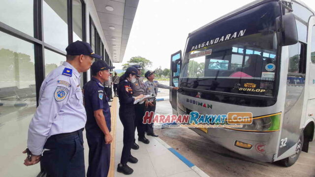 Jelang-Arus-Mudik-Bus-dan-Pengemudi-di-Terminal-Banjar-Jalani-Pemeriksaan-Ini-Hasilnya.jpg