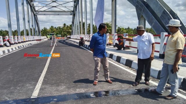 Jembatan-Wiradinata-Ranggajipang-Retak.jpg