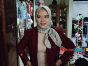 Kasihan, Mahasiswi STIMIK Tasikmalaya Ini Ijazahnya Menggantung, Kok Bisa? Mahasiswi-STIMIK-Tasikmalaya.jpg