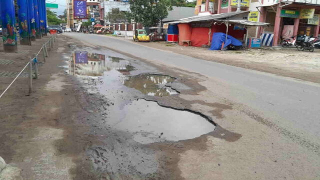 Miris-Akses-Jalan-di-Lokasi-Wisata-Pangandaran-Rusak-Pengunjung-Mengeluh.jpeg