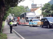 Puncak Arus Mudik Lebaran Mulai Terjadi di Jalur Selatan, Polres Garut Sudah 20 Kali One Way Puncak-Arus-Mudik-Mulai-Terjadi-di-Jalur-Selatan-Polres-Garut-Sudah-20-Kali-One-Way.jpg