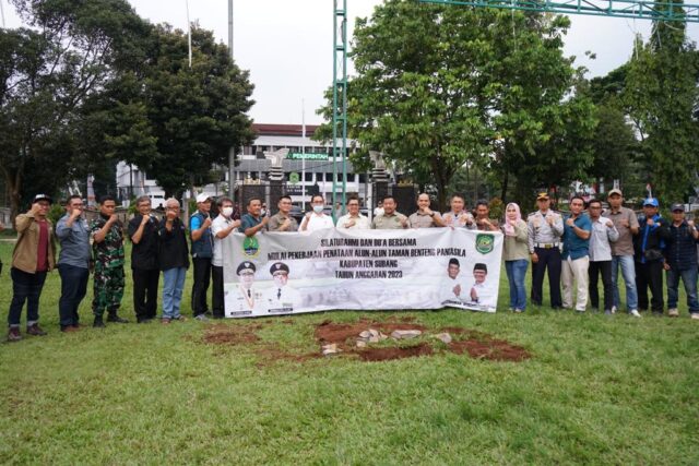 Alun-alun Subang Resmi Direnovasi, Wakil Bupati Subang Lakukan Peletakan Batu Pertama