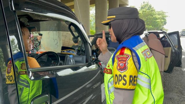 Kapolres Subang Lakukan Patroli Sepanjang Jalur Tol Cipali