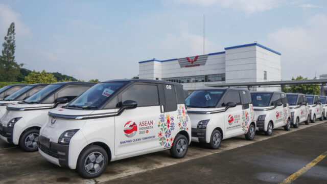 rockomotif-kendaraan-listrik-wuling-air-ev-ktt-asean-2023.jpg