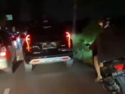 Viral, Aksi Ugal-ugalan Mobil Dinas Pj Walikota Tasikmalaya Tuai Kecaman Aksi-Ugal-ugalan-Mobil-Dinas-Walikota-Tasikmalaya.jpeg