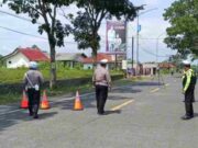 Polisi Olah TKP Kecelakaan Pengendara Moge Serempet Santri di Ciamis IMG_20230528_170405_CsIV42rd7K_6z46sDSN3W.jpeg