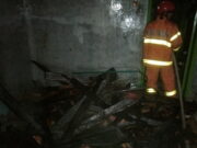 Lupa Matikan Tungku, Rumah Nenek di Rajadesa Ciamis Ludes Terbakar Rumah-Nenek-di-Rajadesa-Ciamis-Ludes-Terbakar.jpg