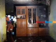 Ditinggal Pemiliknya, Sebuah Rumah di Kota Banjar Nyaris Ludes Dilahap si Jago Merah Rumah-di-Kota-Banjar-Nyaris-Ludes-Terbakar.jpg