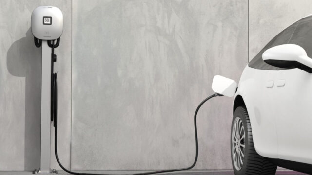 rockomotif-noodoe-ev-charging.jpg